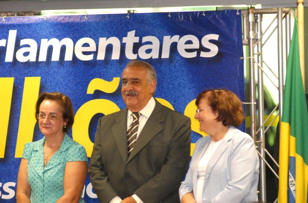 Imagem: Maria Nilene Badeca, Jerson Domingos e Tania Mara Garib.