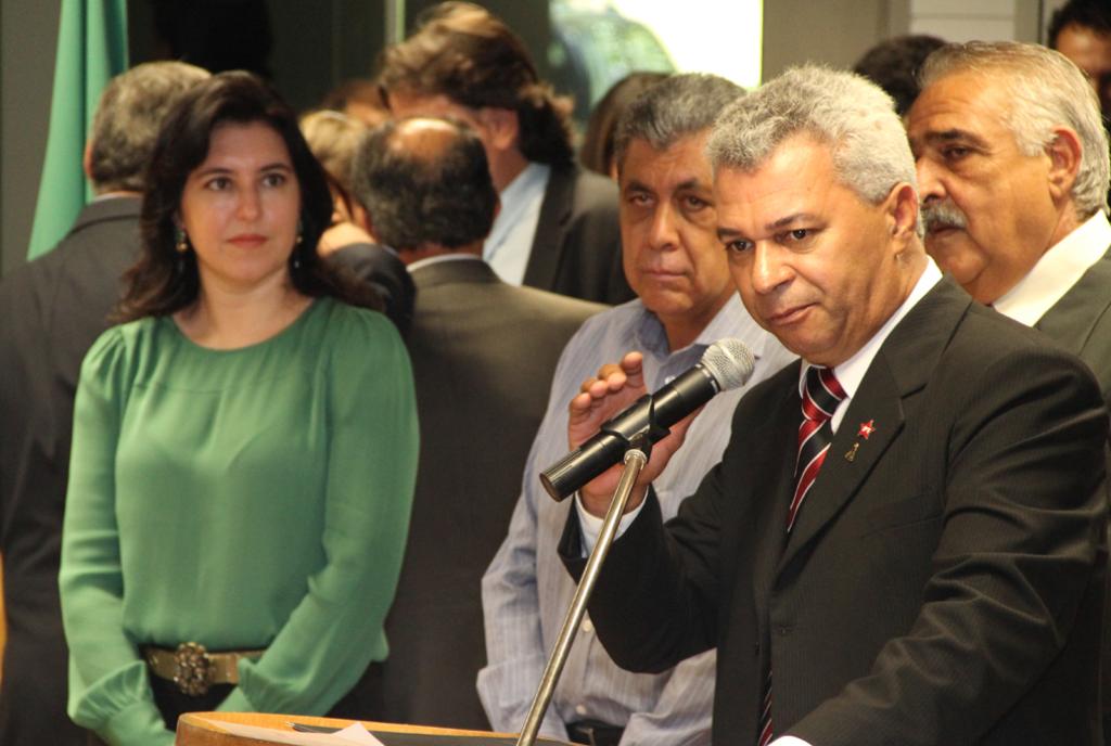 Imagem: O deputado Cabo Almi líder da bancada do PT beneficiou 16 municípios, incluindo a Capital, com sua cota de emenda parlamentar .