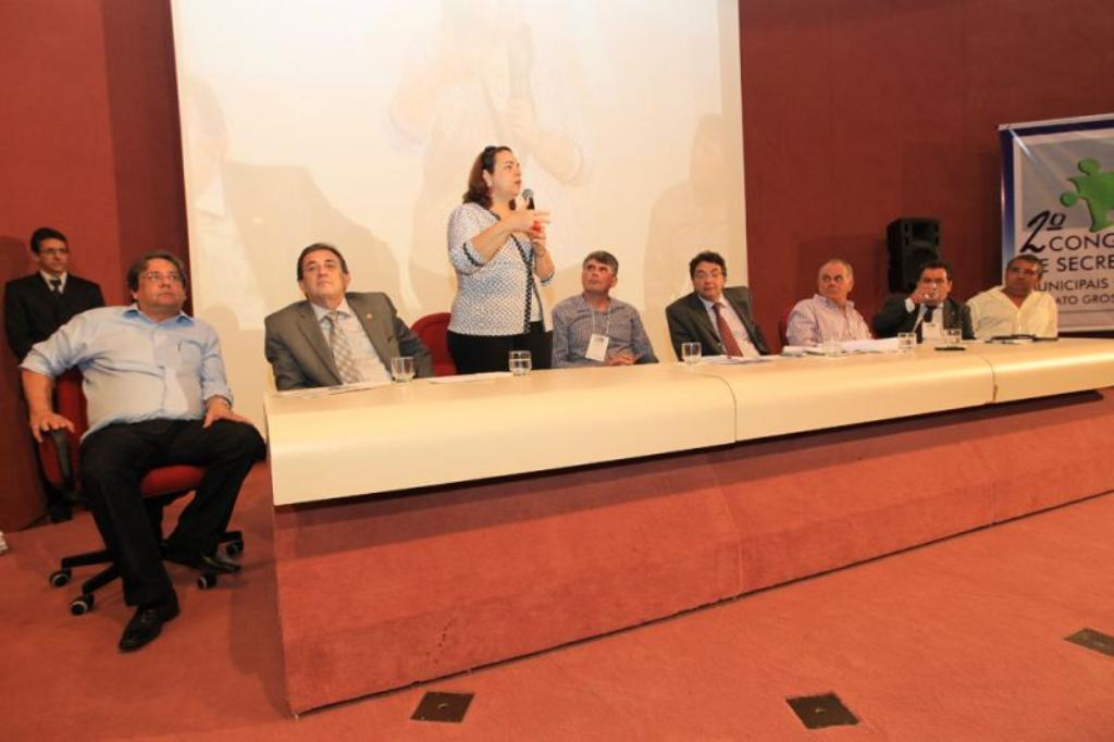 Imagem: Secretária Dobashi durante abertura do evento