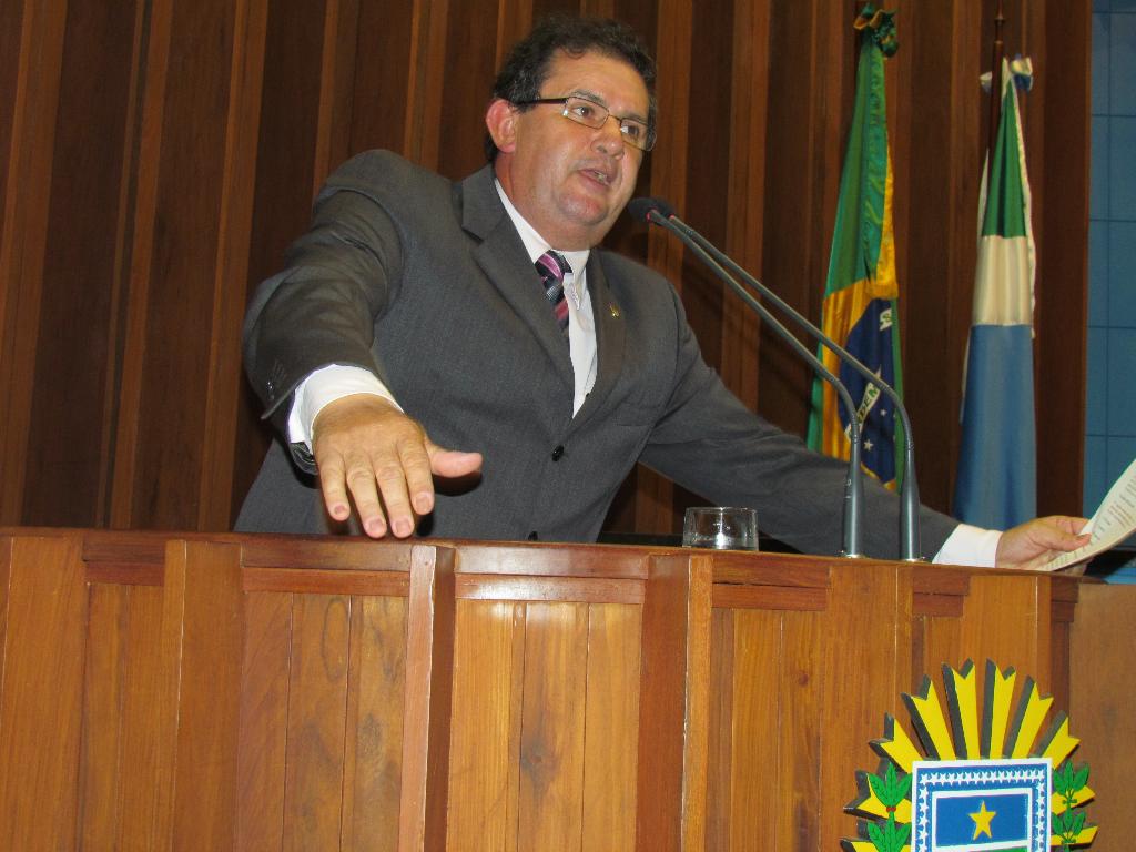 Imagem: Deputado Eduardo Rocha parabeniza administração de Três Lagoas