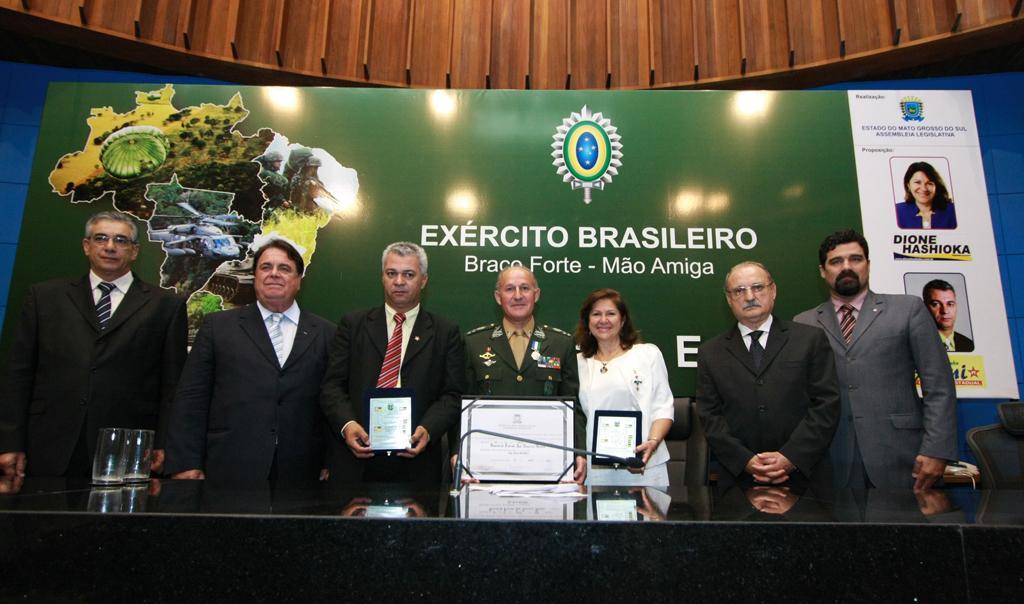 Imagem: Sessão solene foi realizada no plenário Deputado Júlio Maia.