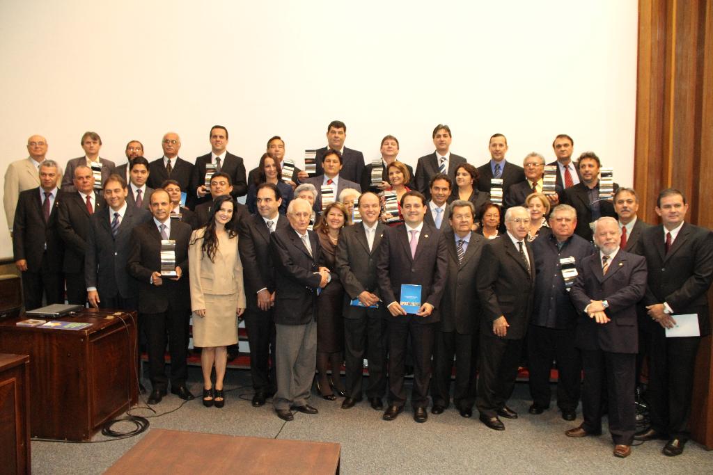 Imagem: Deputados e homenageados em 2011