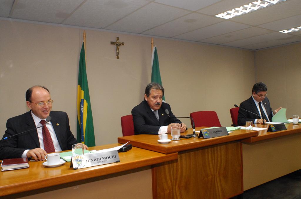 Imagem: Reunião da CCJR foi realizada nesta tarde no plenarinho Nelito Câmara.