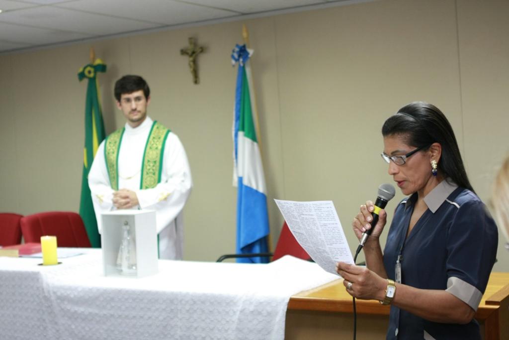 Imagem: Missa foi celebrada pelo padre Rafael Zanata no Plenarinho Nelito Câmara.