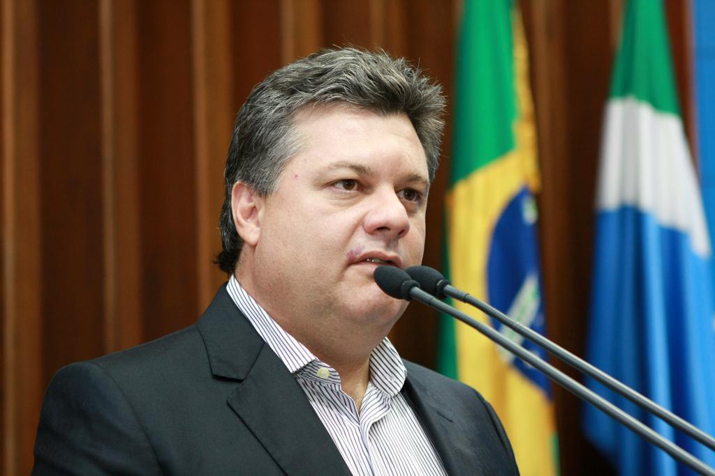 Imagem: Prefeito Jocelito Krug discursou na Assembleia Legislativa; prefeituras estão fechadas