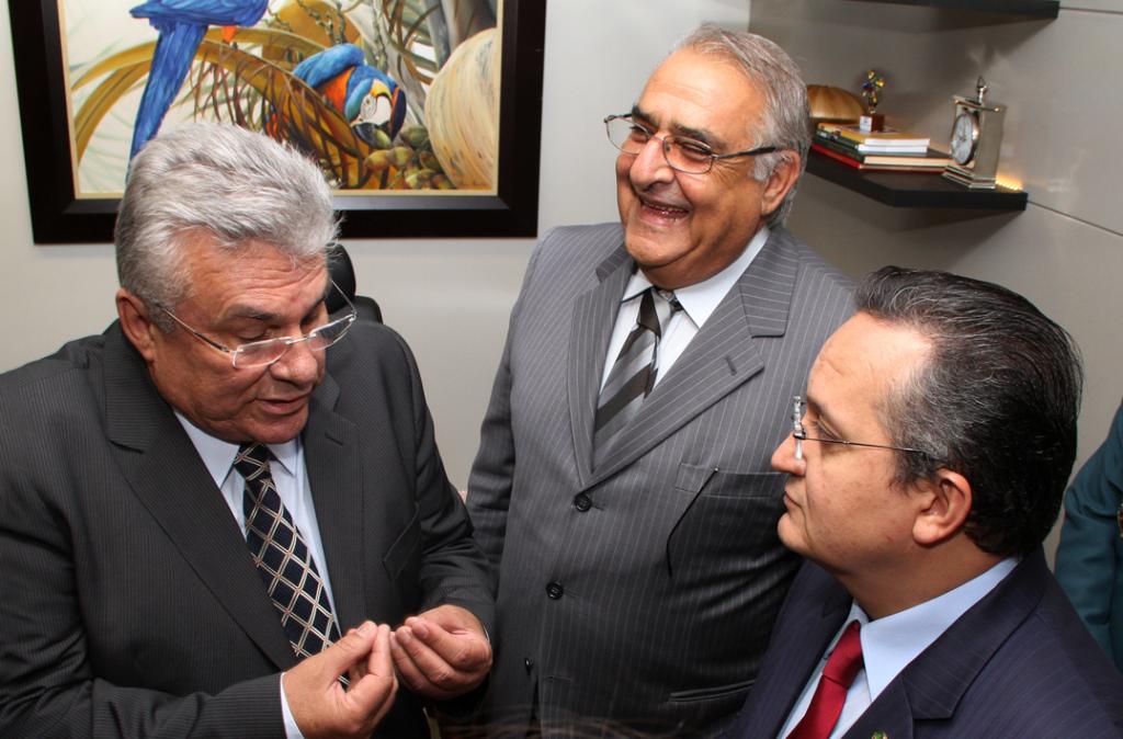 Imagem: Presidente do TCE, conselheiro Cícero de Souza, deputado Jerson Domingos e senador Pedro Taques.