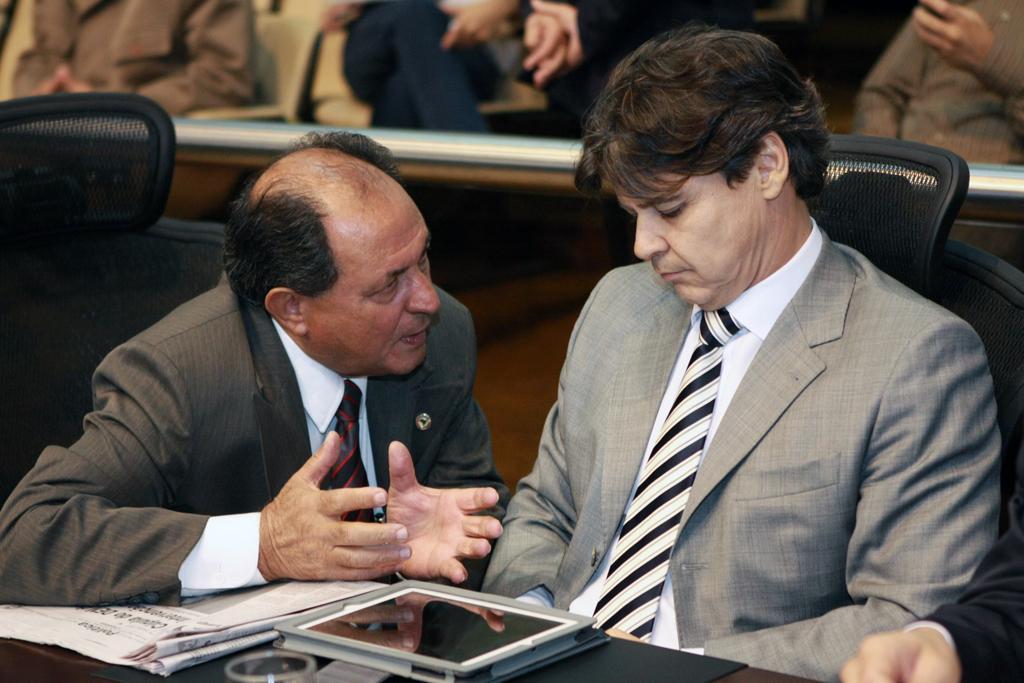 Imagem: Deputados Zé Teixeira e Paulo Duarte são autores da lei.