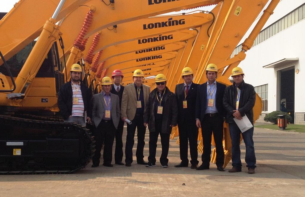 Imagem: O deputado Eduardo Rocha visitou várias indústrias chinesas em Xangai.