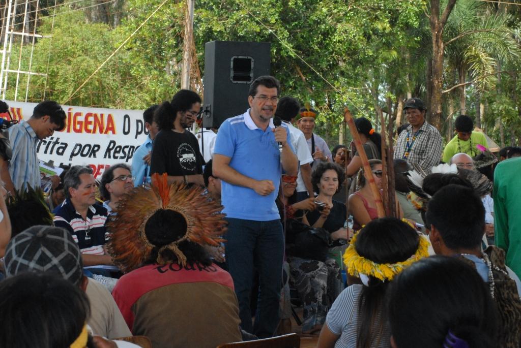 Imagem: Deputado Pedro Kemp, porta voz do Governo Federal na Assembleia, acompanhou a Comitiva Federal à Aldeia Lagoa Rica.  