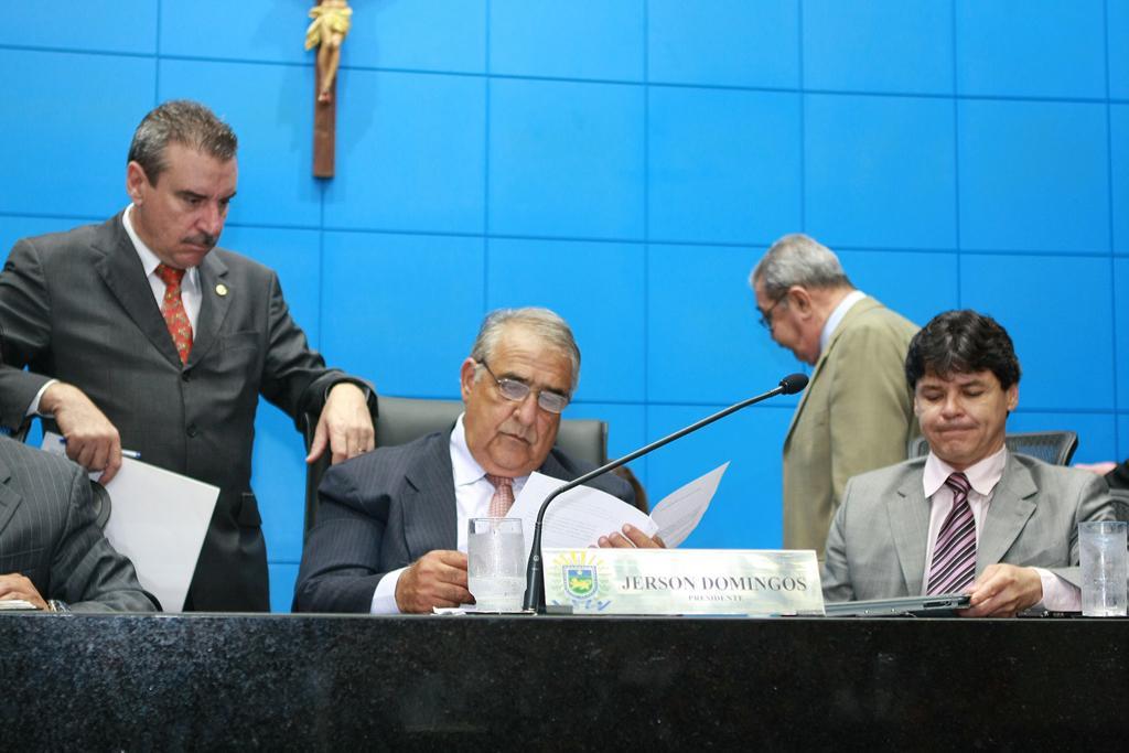 Imagem: Ato foi assinado pelos deputados Paulo Corrêa, Jerson Domingos e Paulo Duarte.