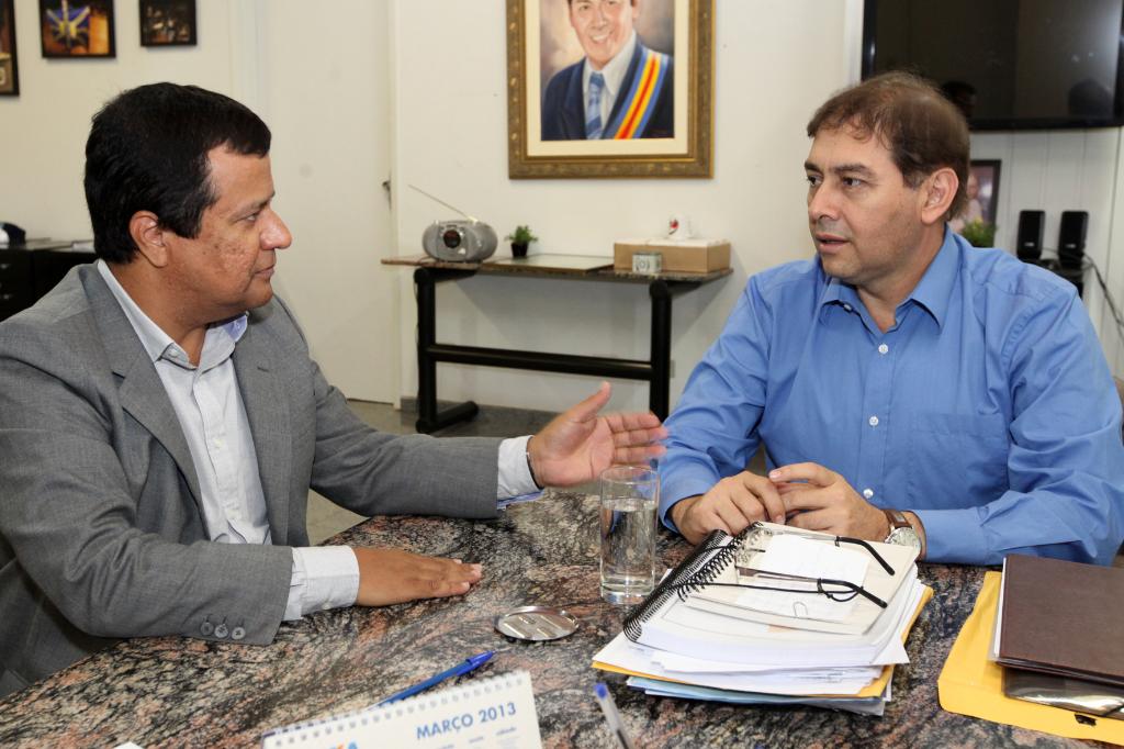 Imagem: Amarildo Cruz conversou com Bernal no gabinete do prefeito, nesta manhã