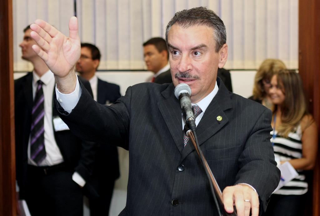 Imagem: Deputado Paulo Corrêa é o novo presidente da comissão.