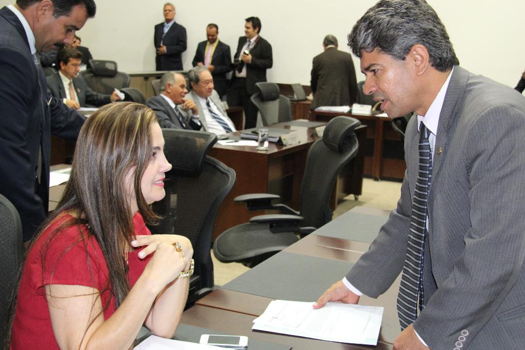 Imagem: Mara e Rinaldo comandarão audiência sobre maioridade penal