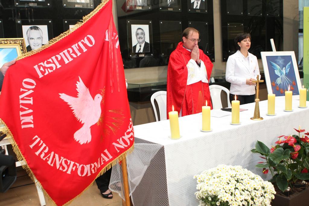 Imagem: Celebração eucarística em ação de graças aconteceu no saguão da Casa de Leis.