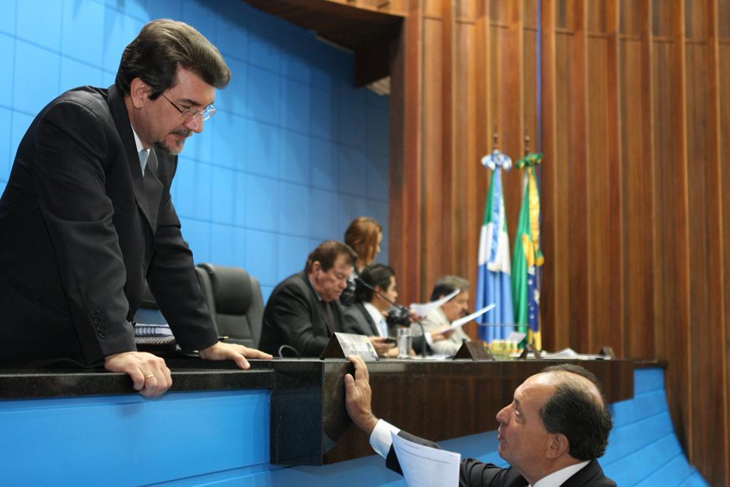 Imagem: Parlamentares receberam hoje o projeto do governo do Estado para avaliação.