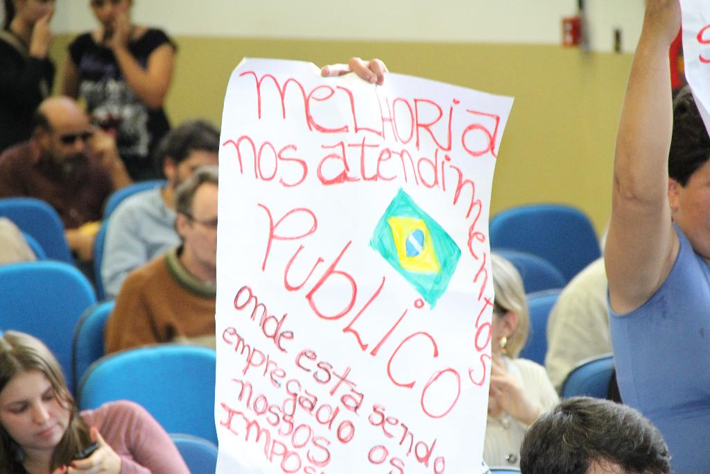 Imagem: População fez questão de participar da reunião da CPI da Saúde em MS