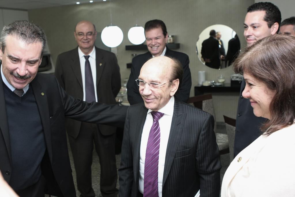 Imagem: Presidente do grupo VMV, Victor Martinez Vicário foi recebido e homenageado pelos deputados estaduais.