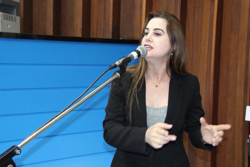 Imagem: Mara Caseiro critica o Cimi e a Funai
