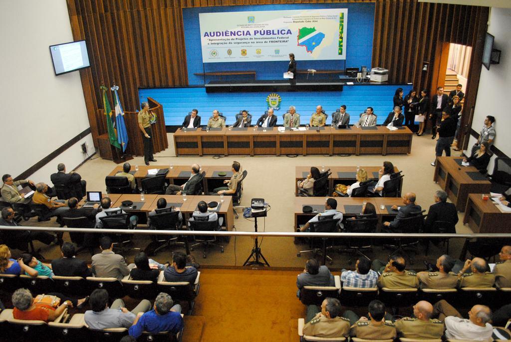 Imagem: Audiência pública presidida pelo deputado Cabo Almi foi realizada na manhã desta segunda-feira.