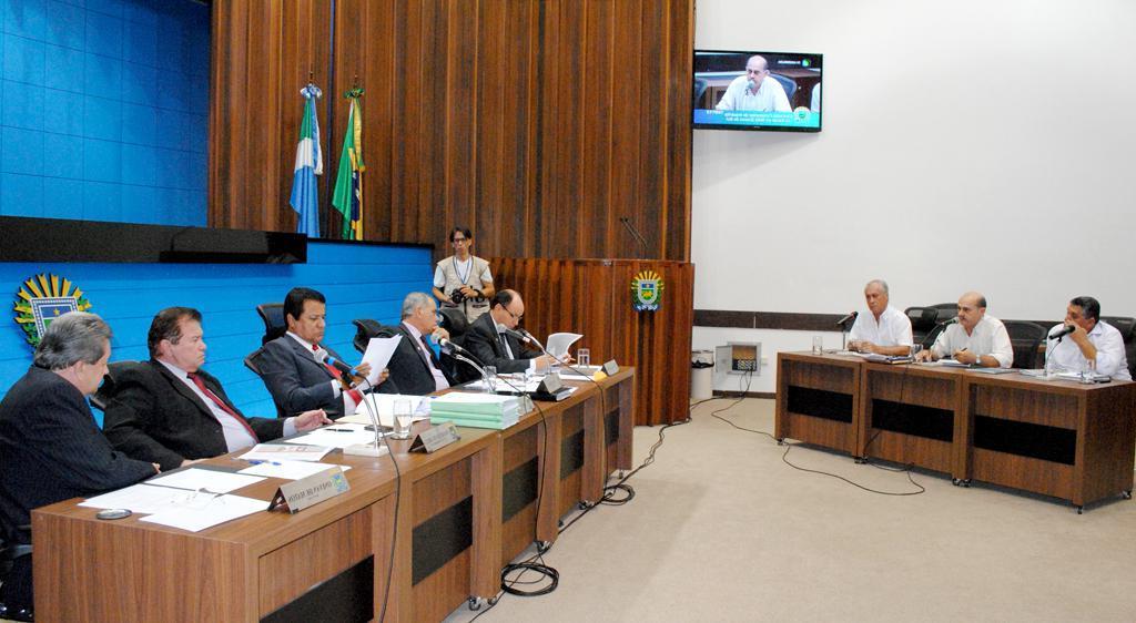 Imagem: Deputados interrogaram Antonio Lastória, Nilo Sérgio Laureano Leme e Issan Moussa.