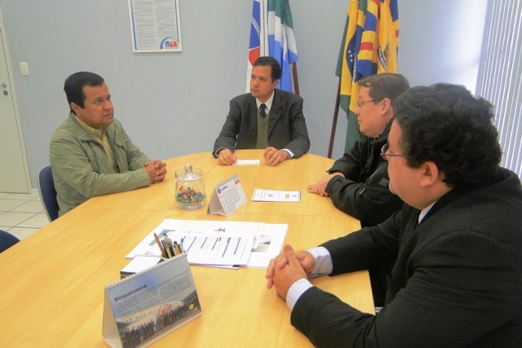 Imagem: Reunião aconteceu na sede da OAB-MS