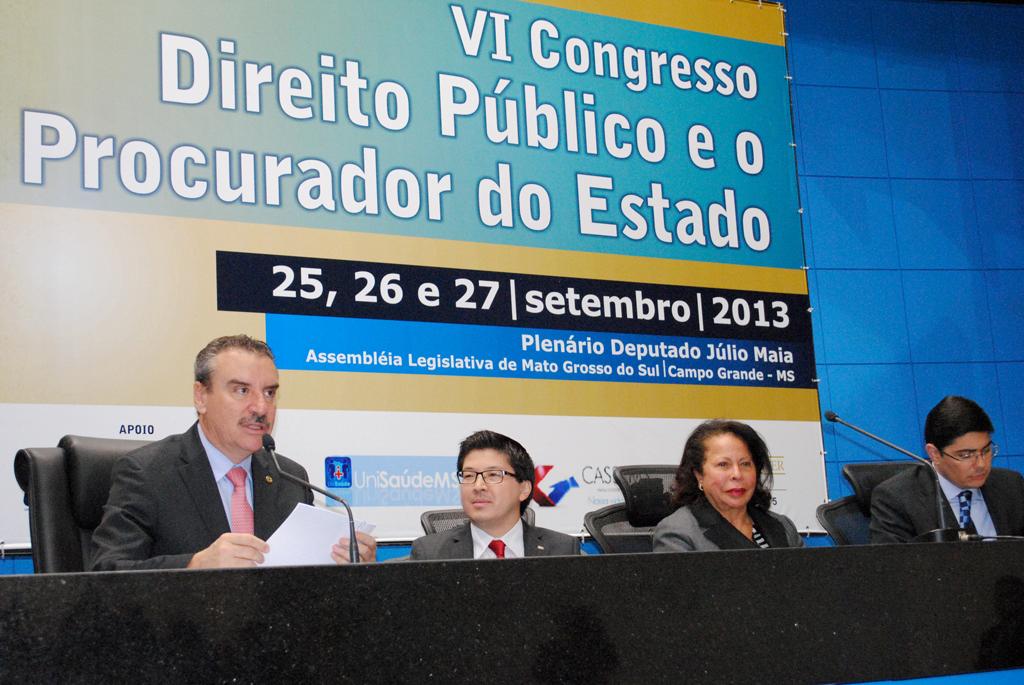 Imagem: Abertura do evento contou com a participação do deputado Paulo Corrêa.