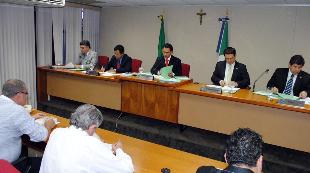 Imagem: Parlamentares apresentaram pareceres de matérias em tramitação na Casa de Leis.