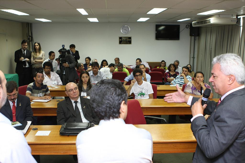 Imagem: Evento foi divulgado a deputados durante reunião no plenarinho.