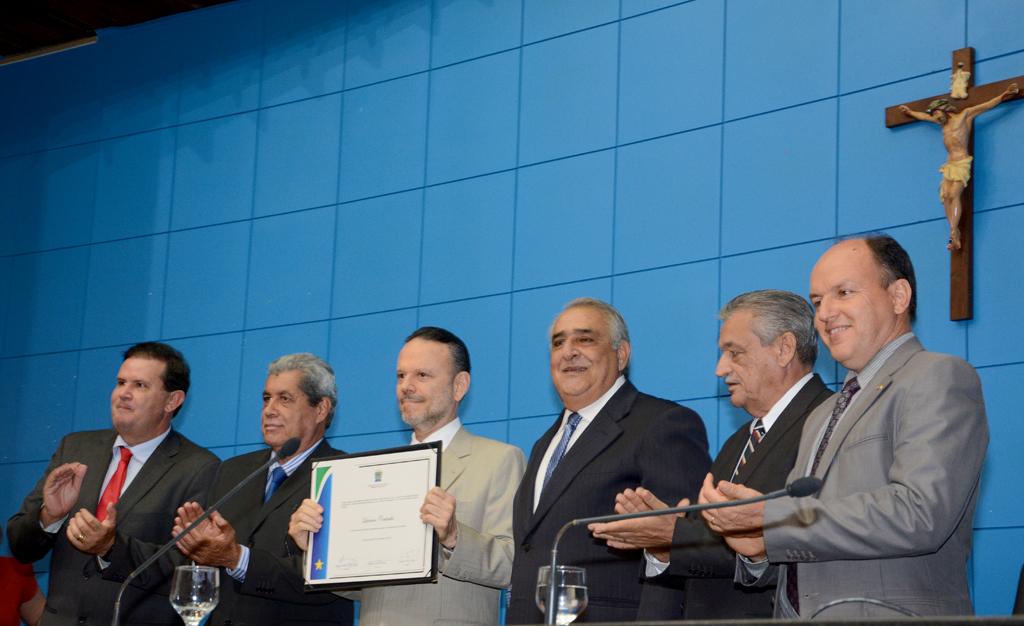 Imagem: Presidente do BNDES, Luciano Coutinho, foi um dos homenageados.