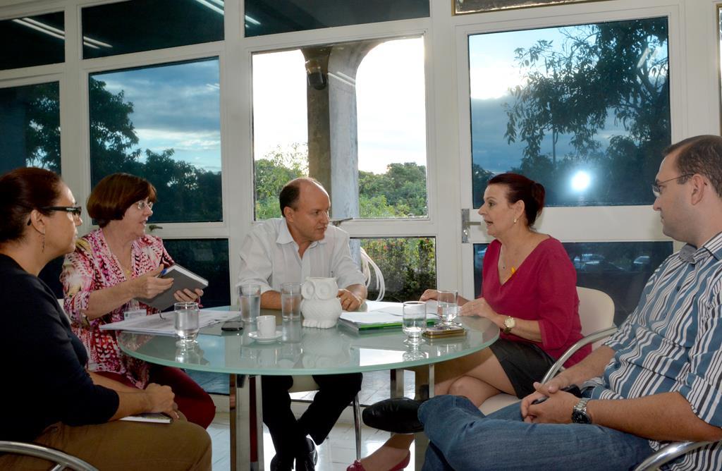 Imagem: Reunião para definir parceria entre Escola do Legislativo e Secretaria de Estado de Educação aconteceu hoje à tarde 