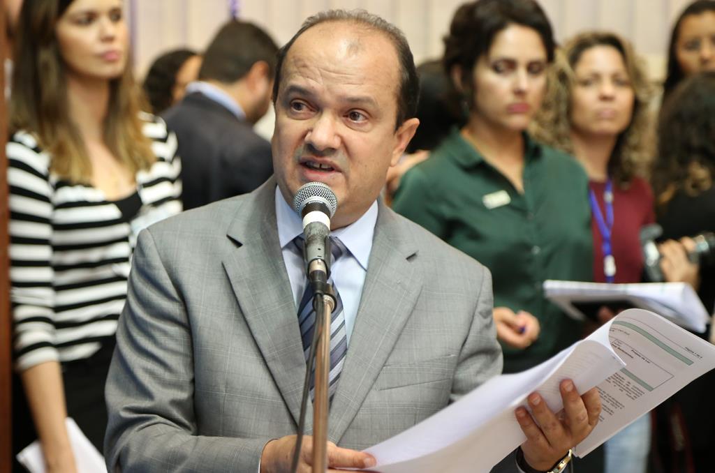 Imagem: Proposta do deputado Barbosinha reforça lei federal que trata a respeito de registros públicos