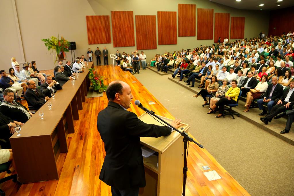 Imagem: Deputado Junior Mochi discursou durante evento de inauguração do campus da UEMS em Campo Grande