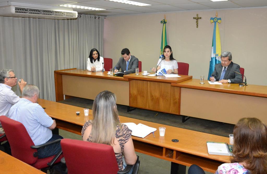 Imagem: A reunião ocorreu no Plenarinho da Assembleia Legislativa