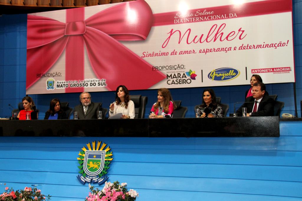 Imagem: Sessão solene de 2015: Dia da Mulher é celebrado anualmente na ALMS