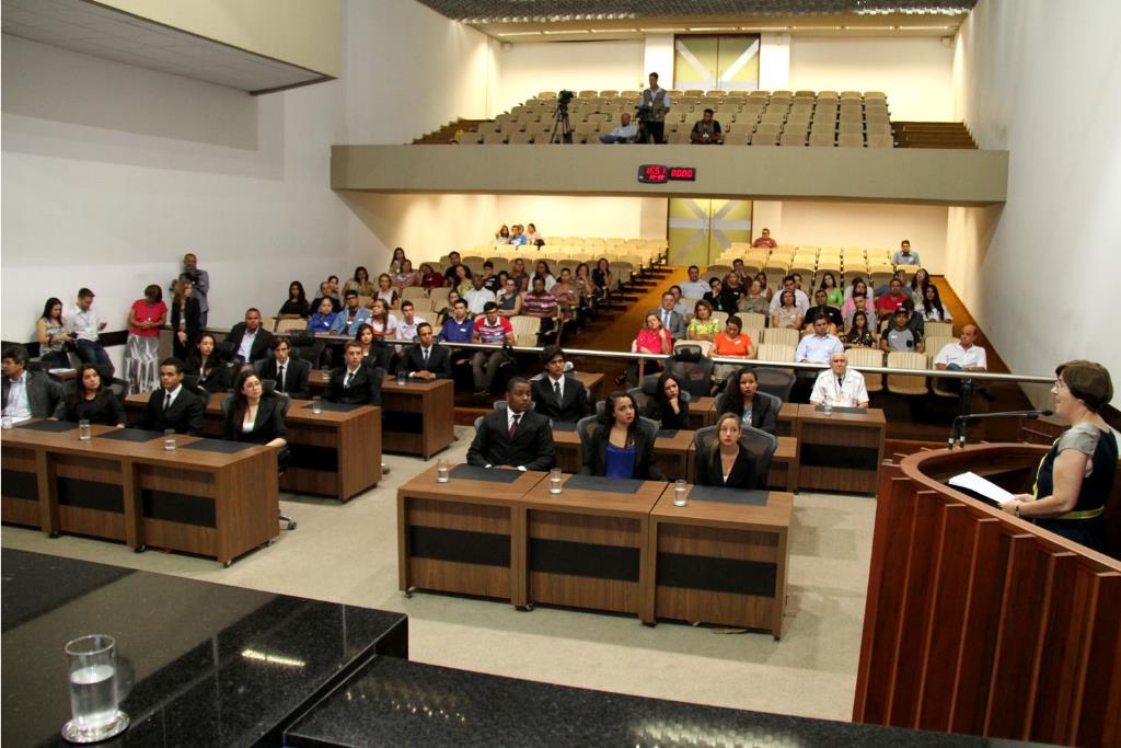 Imagem: Os deputados estudantes foram diplomados no último dia 22 de fevereiro