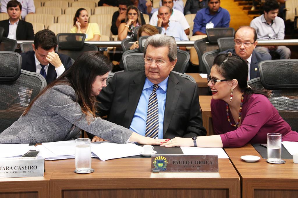 Imagem: A deputada Grazielle Machado foi eleita presidente, tendo como vice-presidente Mara Caseiro