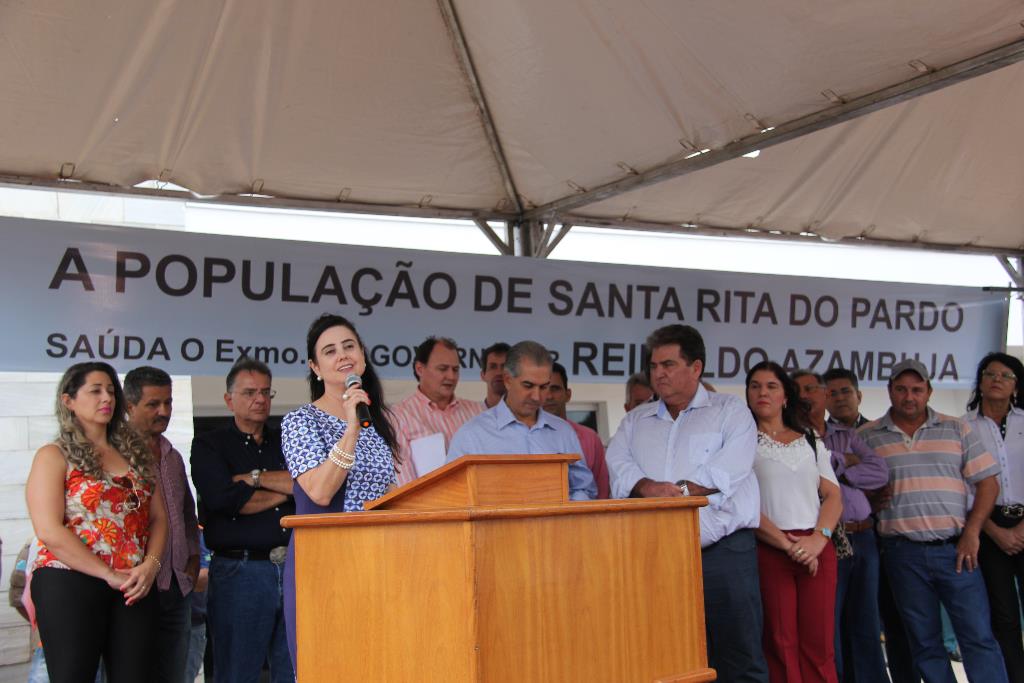 Imagem: Mara Caseiro participa de ato público em Santa Rita
