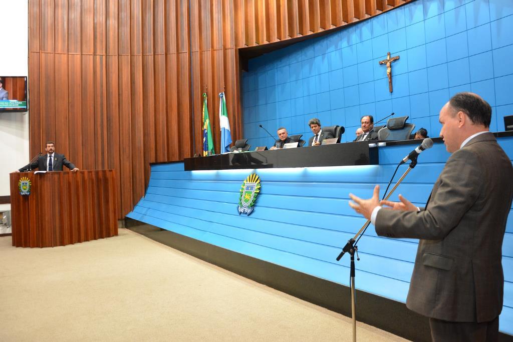 Imagem: Kemp e Mochi: legitimidade do governo Temer em discussão na Casa de Leis