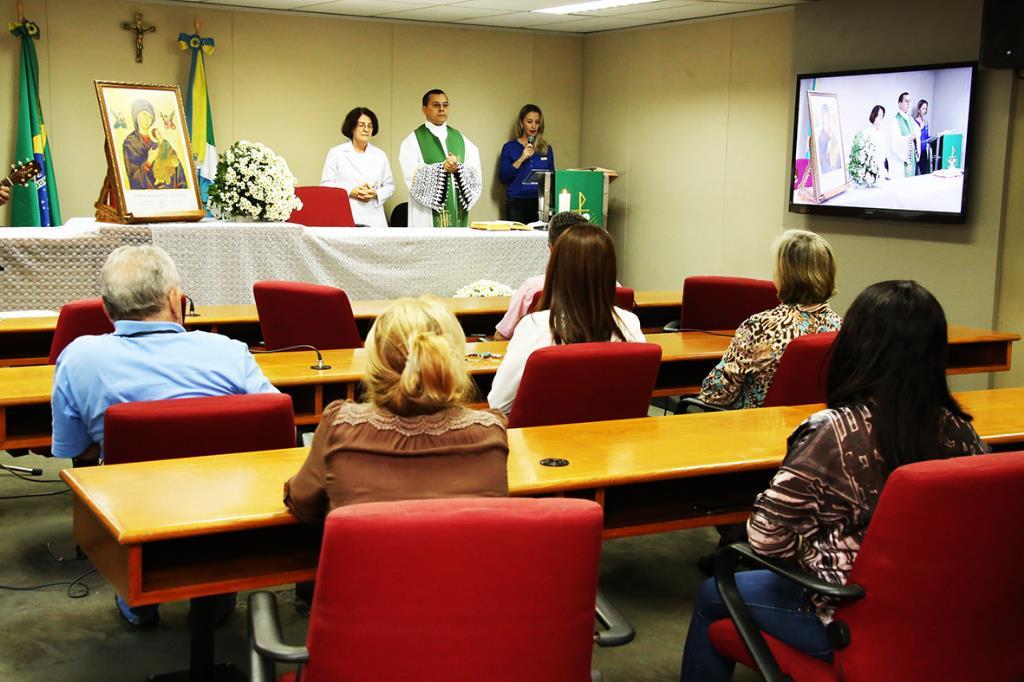 Imagem: O padre falou que a perfeita alegria se constrói com a gratuidade do amor 