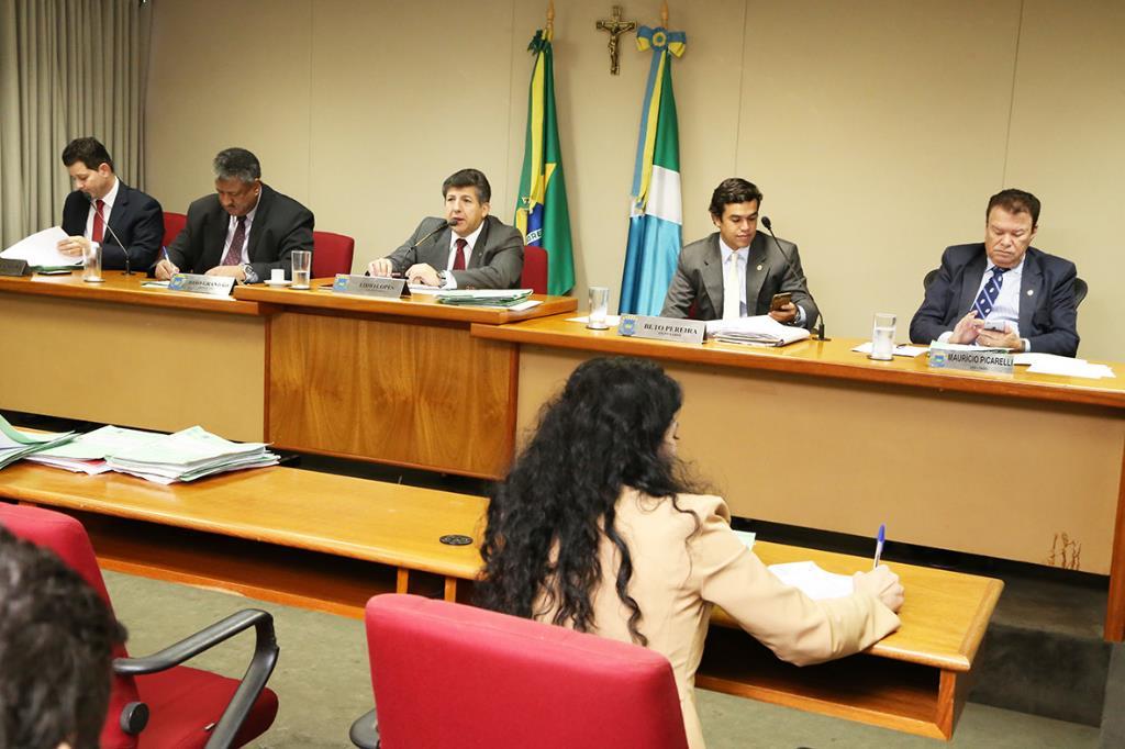 Imagem: Última reunião da CCJR do semestre ocorreu no Plenarinho