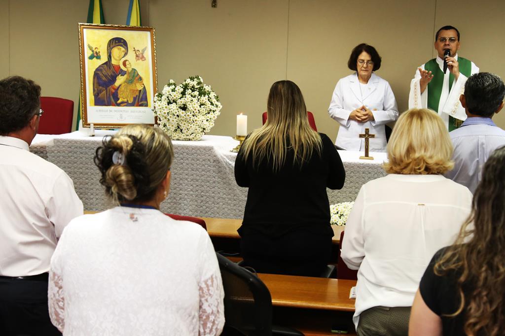 Imagem: A Santa Missa é celebrada mensalmente na Assembleia Legislativa