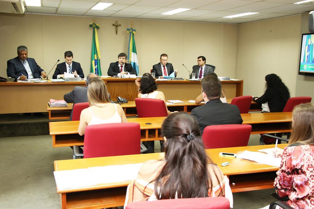 Imagem: A reunião da CCJR aconteceu na manhã desta terça-feira