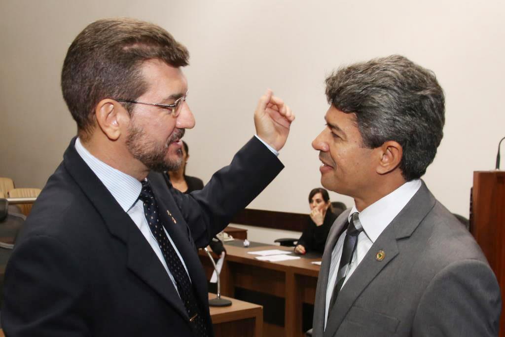 Imagem: Kemp fez apelo ao governo e Professor Rinaldo disse que mudanças são amparadas por conselho