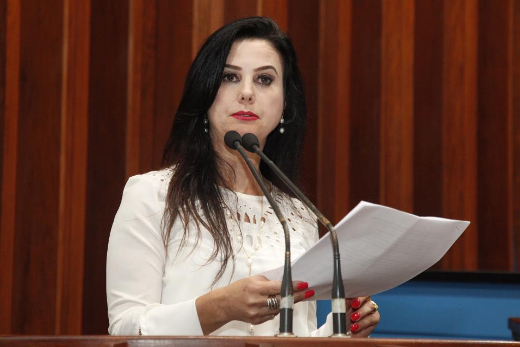 Imagem: Mara Caseiro faz considerações sobre as mulheres em relação ao Dia Internacional da Mulher