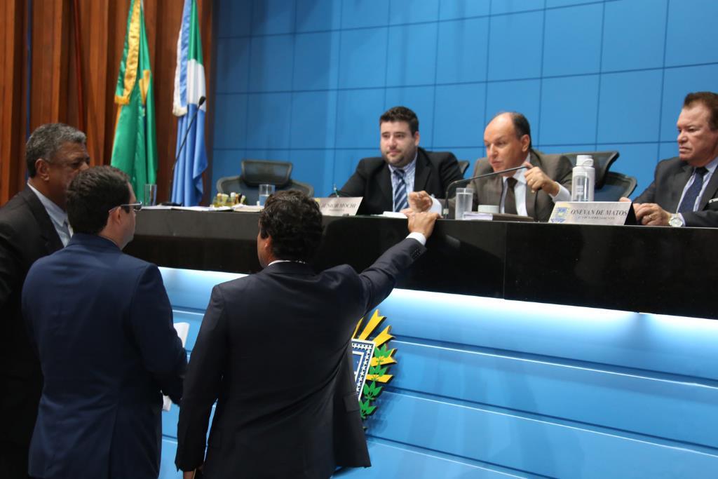 Imagem: Propostas são de autoria da Mesa Diretora e do deputado Onevan de Matos