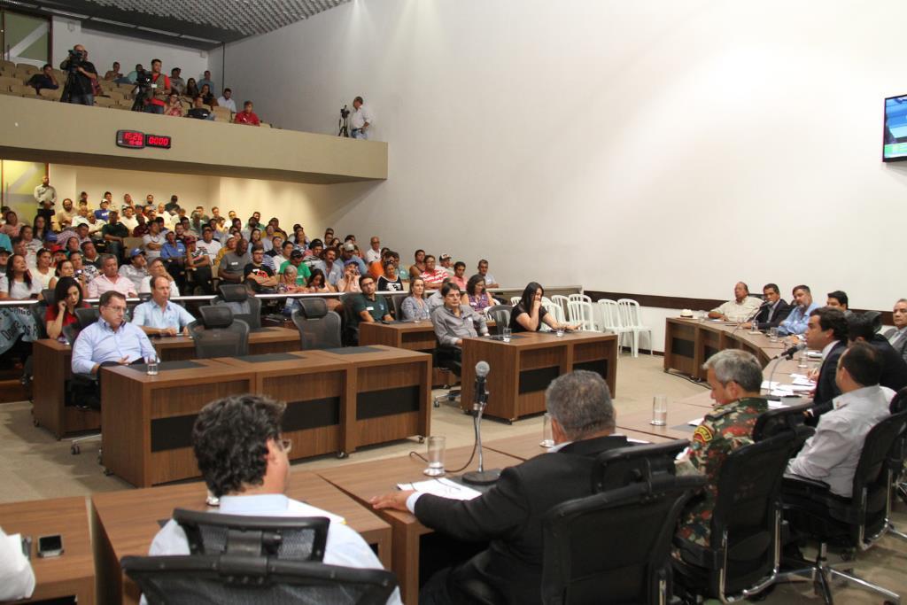 Imagem: Proibição da pesca do Dourado é debatida na ALMS