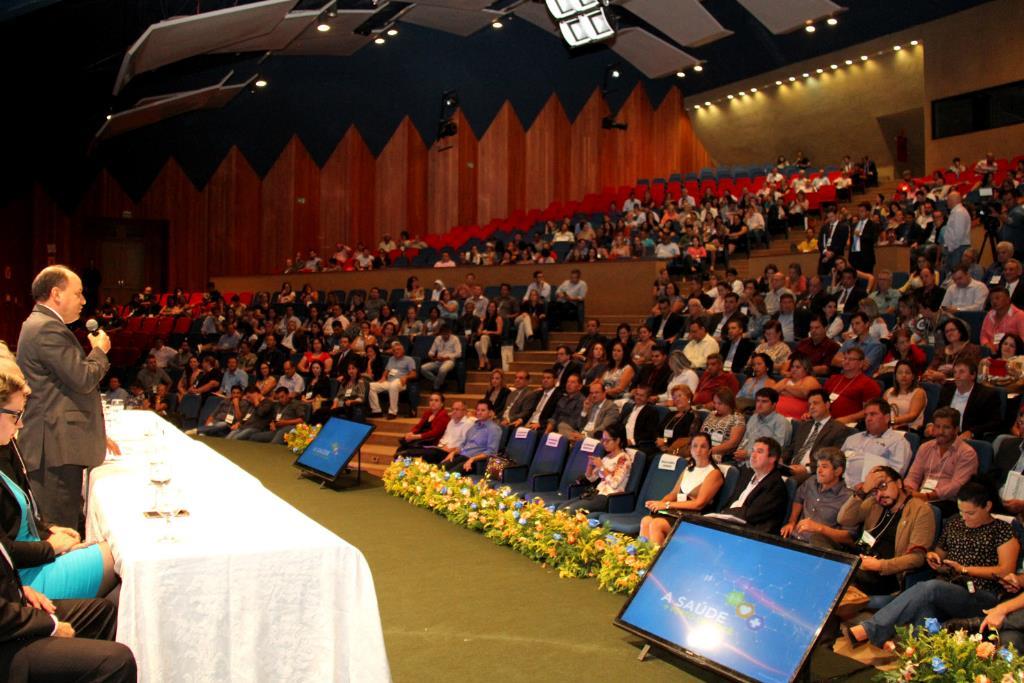 Imagem: Junior Mochi durante discurso no acolhimento aos novos gestores