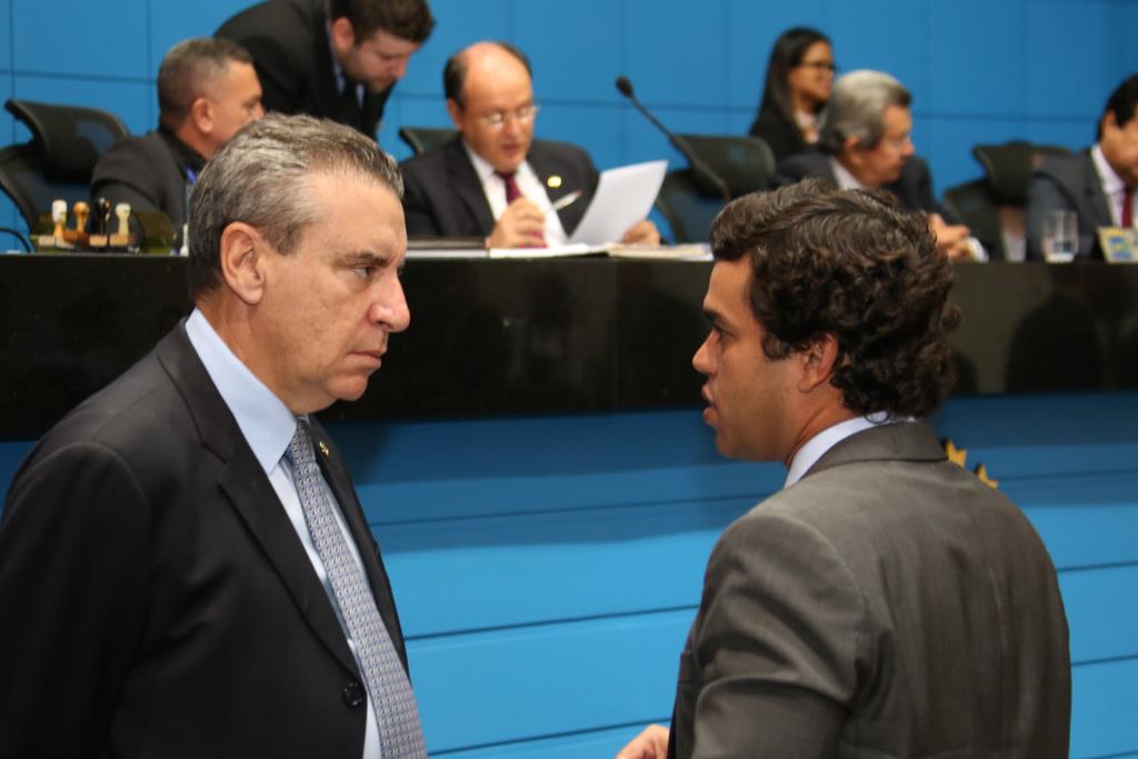 Imagem: Beto Pereira (à direita) subiu à tribuna para debater o tema