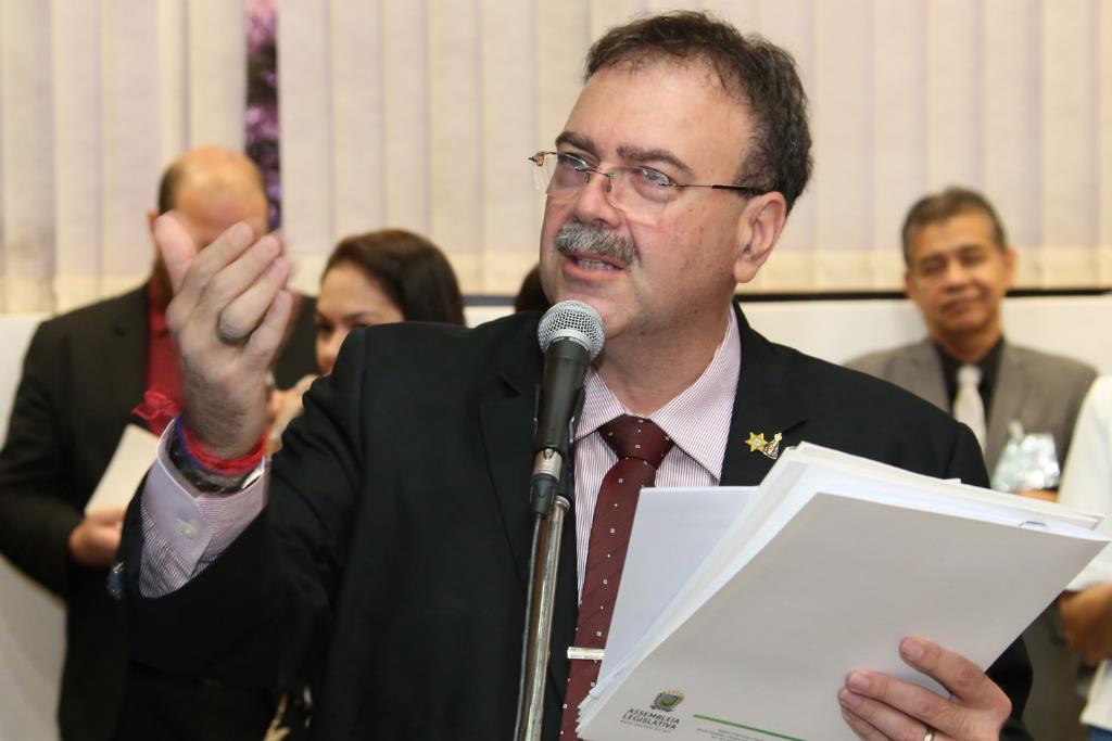 Imagem: O deputado Dr. Paulo Siufi apresentou nesta terça-feira dois projetos de lei