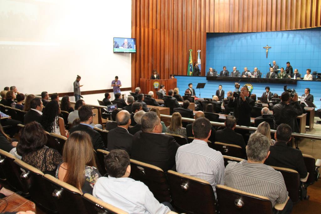 Imagem: Solenidade de entrega da Comenda Coronel Pedro Rufino, na Assembleia Legislativa